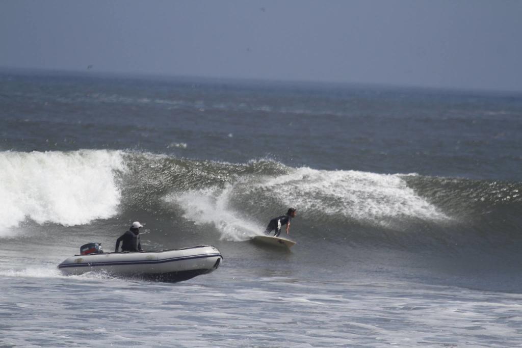 דירות Huanchaco Surf Camp מראה חיצוני תמונה